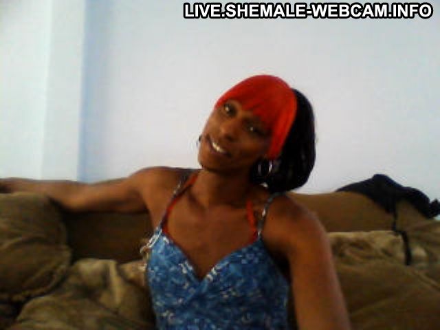 Tamaira696969 Beninese Ebony Medium Cock Brown Eyes Webcam